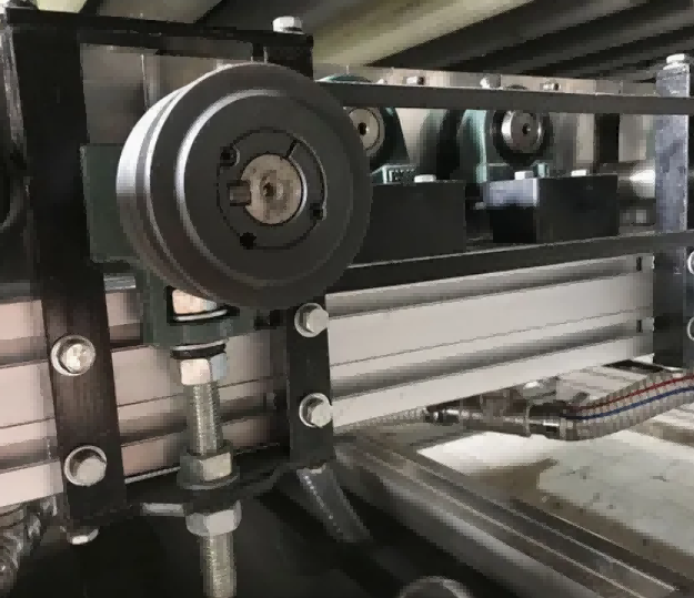Machine de lavage et de séchage de verre isolée horizontale entièrement automatique à haute efficacité de 1600 mm