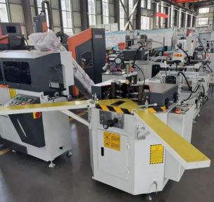 Machine à sertir les coins de profilés en aluminium robuste de 140 mm